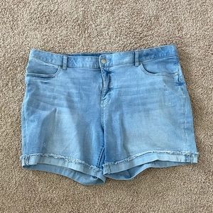Light wash shorts